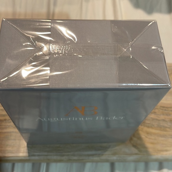 BNIB SEALED AGUSTINUS BADER THE EYE CREAM CANISTER AND REFILL 15ml/0.5fl oz - Picture 3 of 3